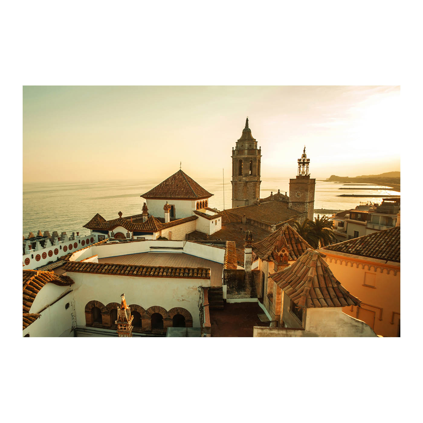 Sitges town photo by Thomas Vilhelm