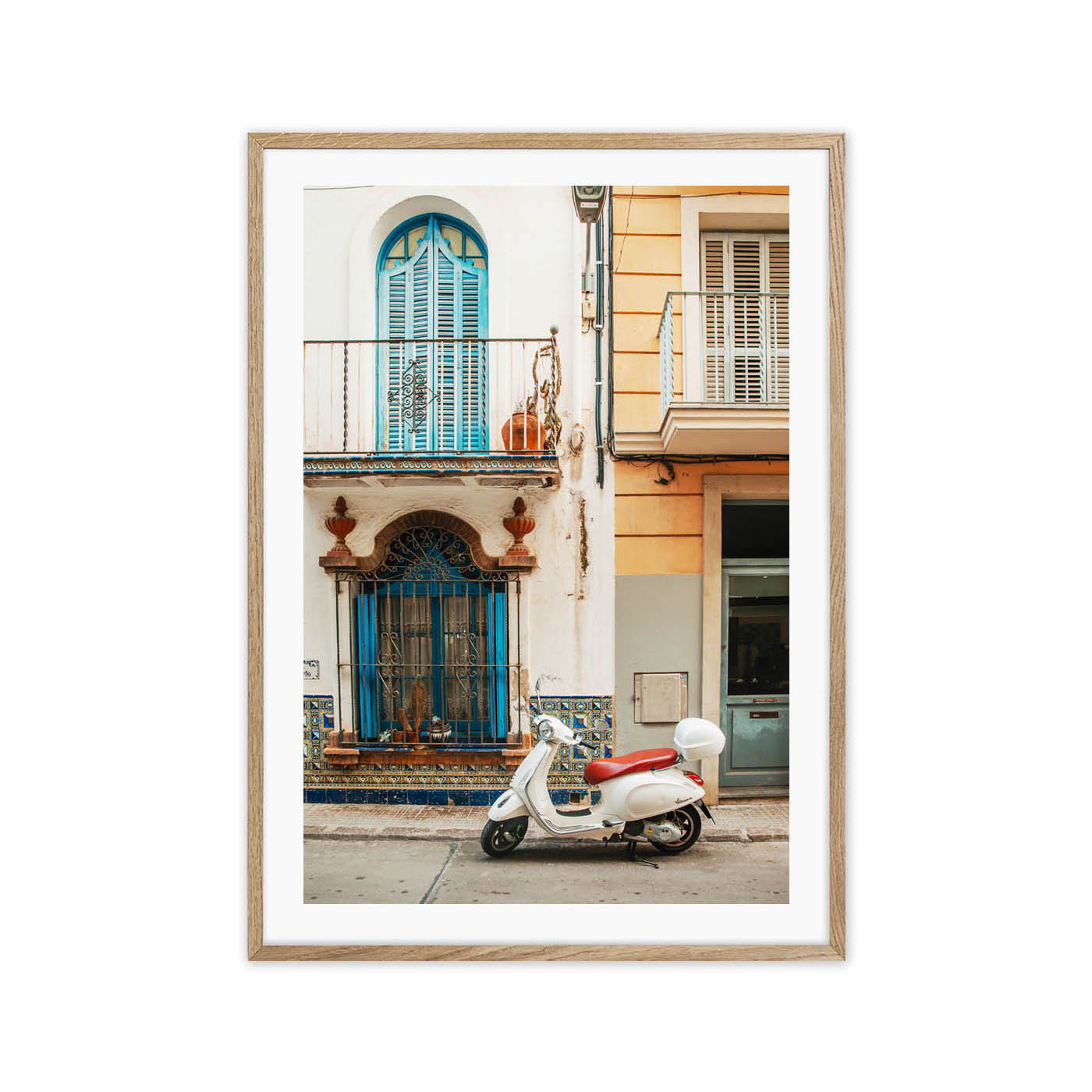 Scooter in Carrer de Sant Bonaventura - Imagen 4