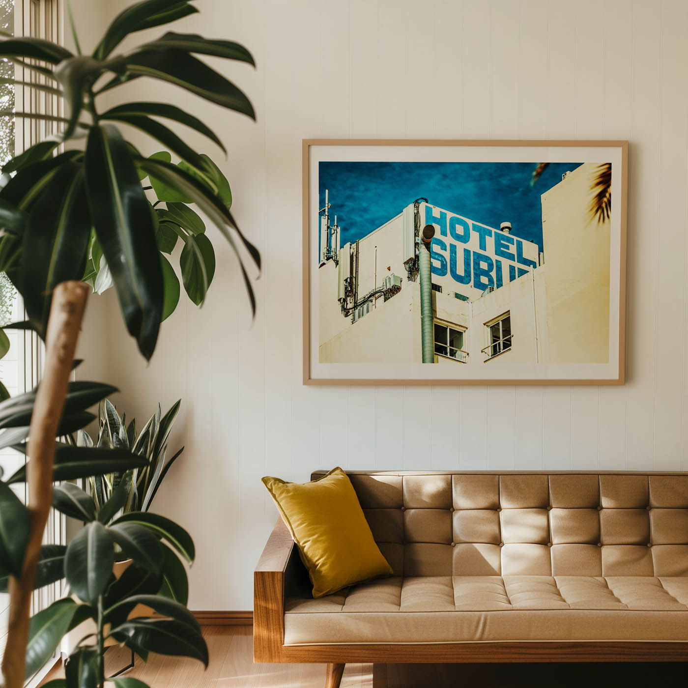 Retro Hotel - Image 3