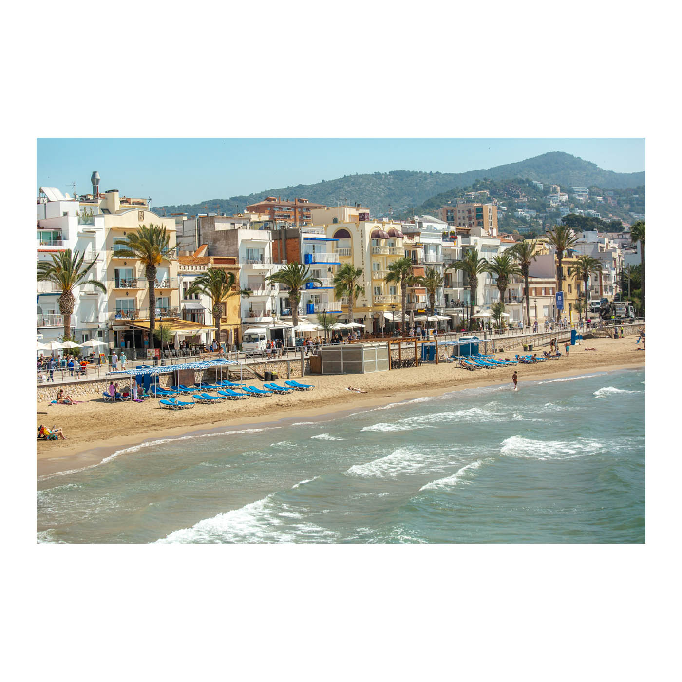 Foto de la Playa de Sant Sebastian en Sitges
