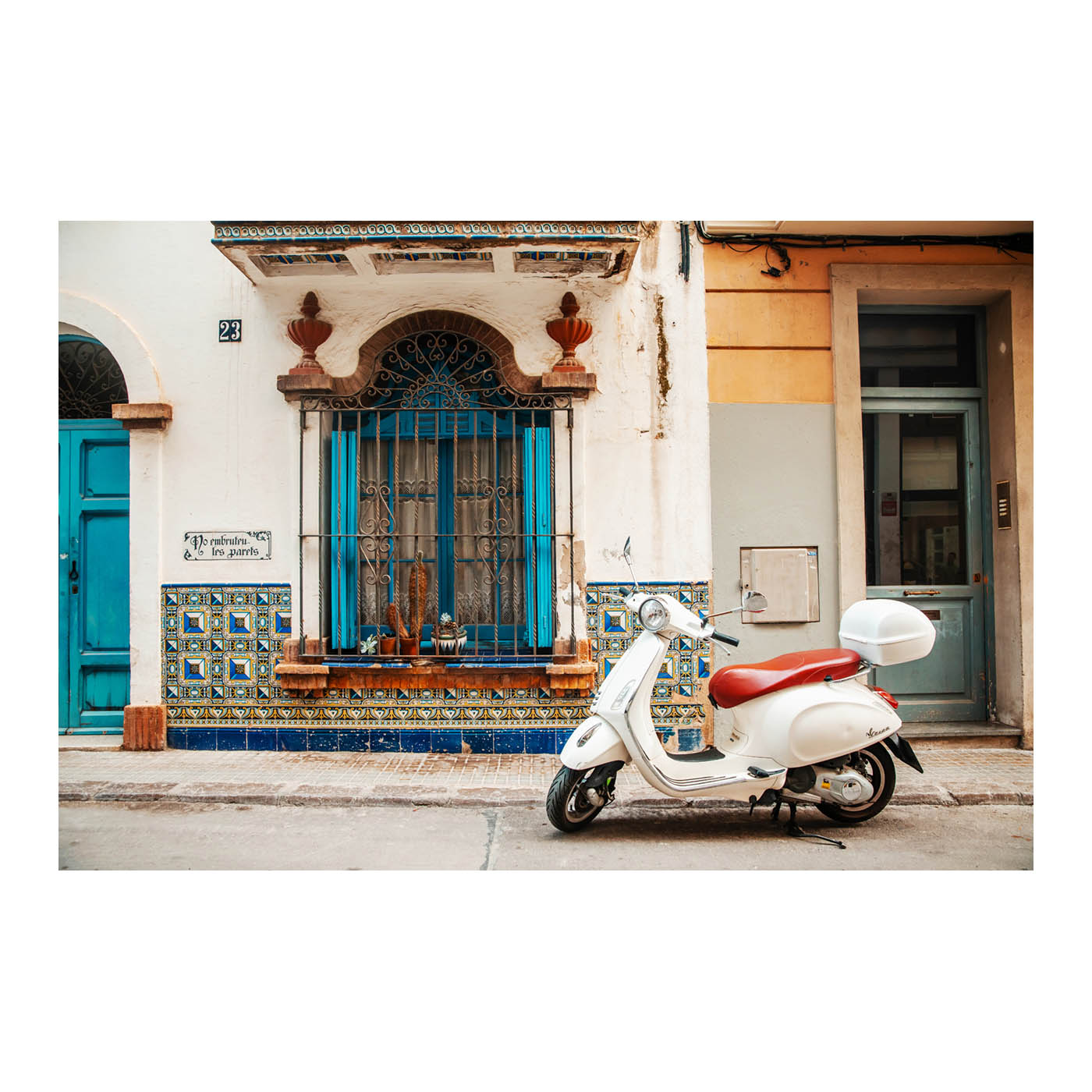 Photo from Sitges with a vesper scooter by Thomas Vilhelm